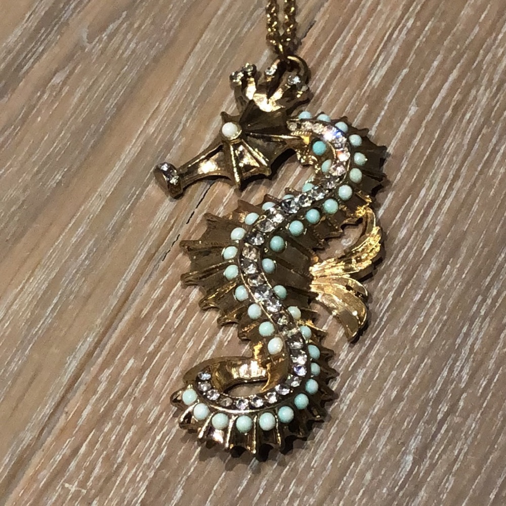 3 Necklaces 👀👀👀 - Picture 5 of 5
